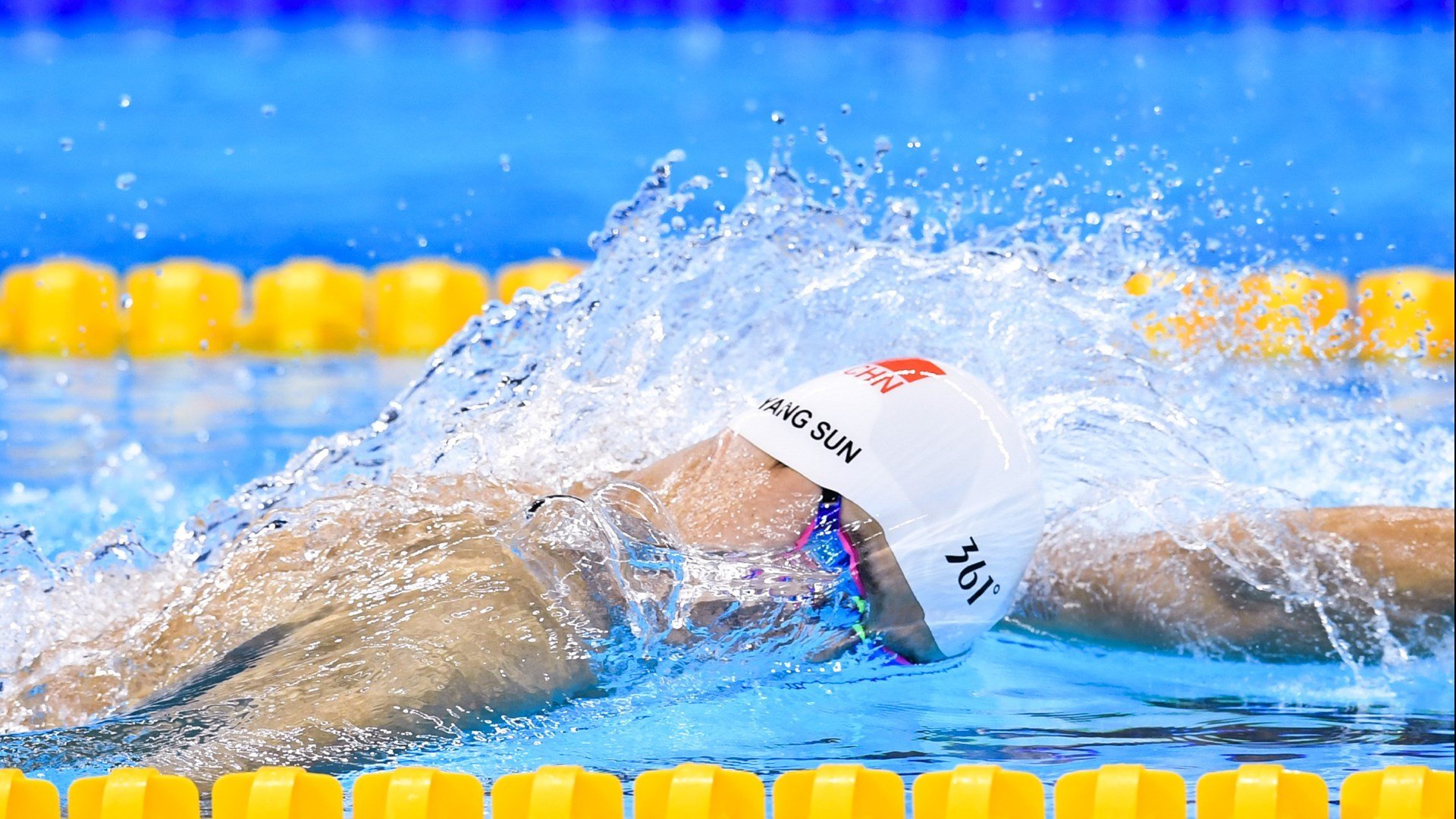 曹缘展现强大心理素质与赛场韧性，冠军专访曹缘